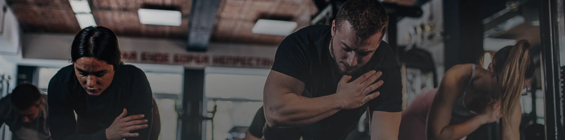 PraxisFit members training together